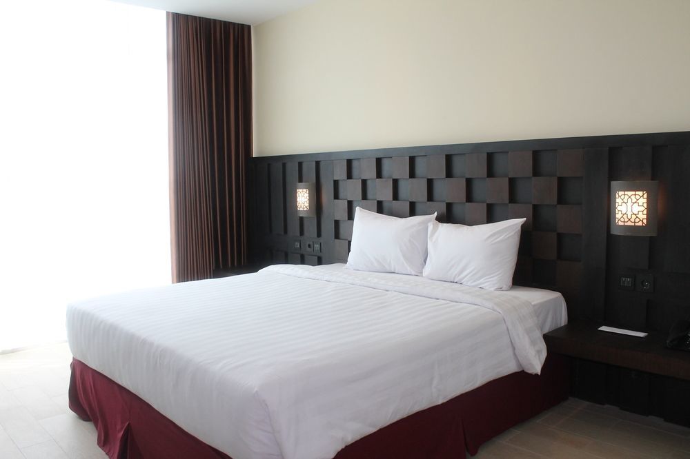 Grand Orchid Hotel Yogyakarta Maguwo Ngoại thất bức ảnh